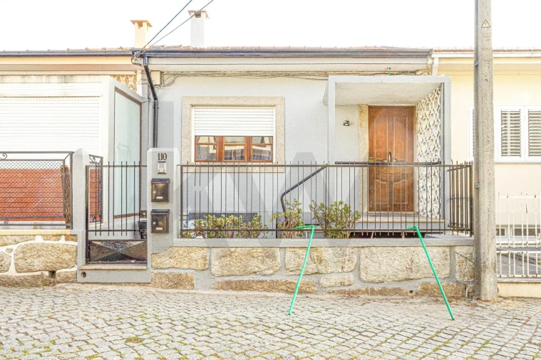 Moradia T3 para Venda em Mafamude e Vilar do Paraíso Foto 2