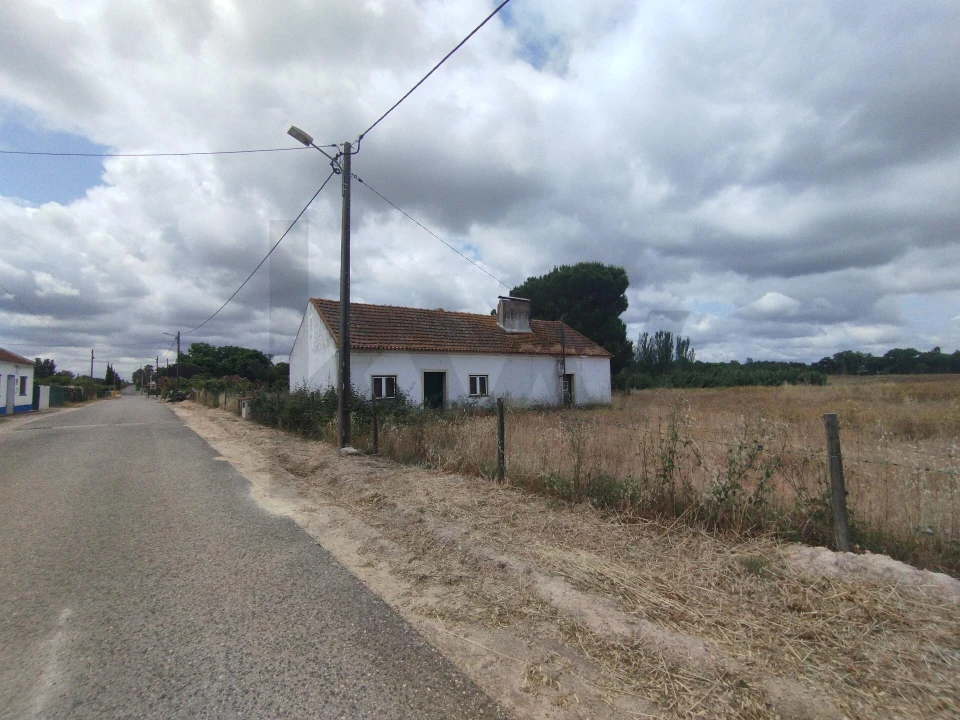 Quinta T3 para Venda em Santo Estêvão Foto 11