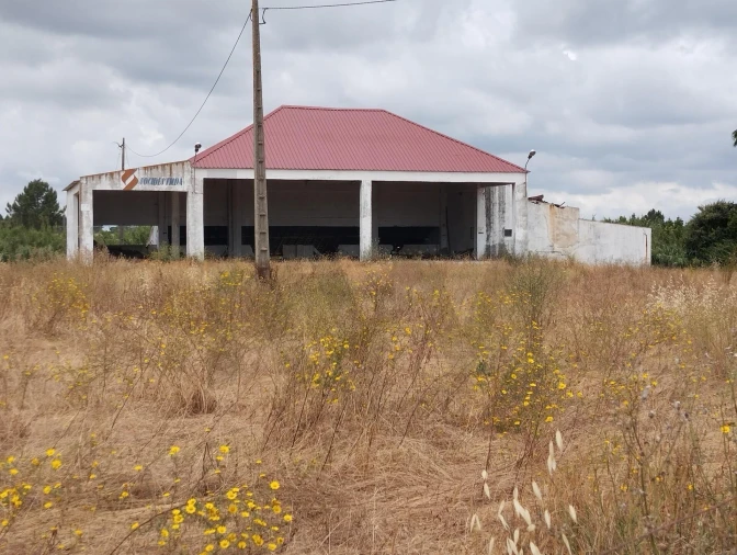 Quinta T3 para Venda em Santo Estêvão Foto 1