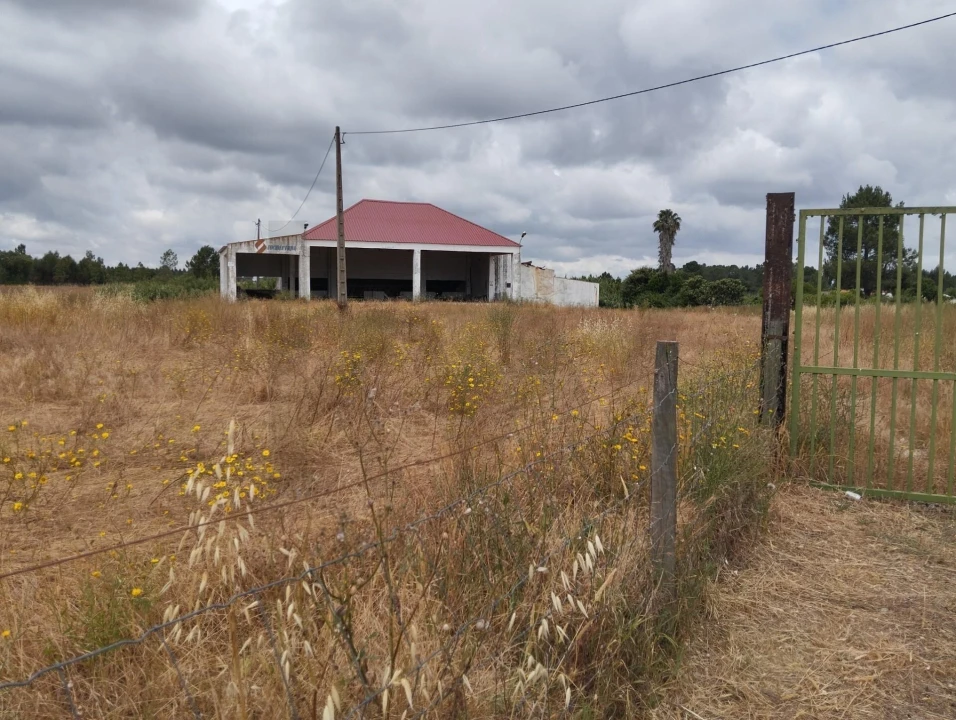 Quinta T3 para Venda em Santo Estêvão Foto 5