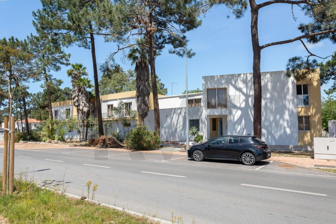 Negócio para Venda em Charneca de Caparica e Sobreda Foto 31