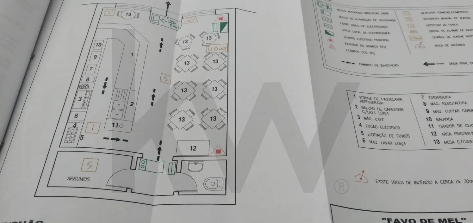 Loja para Trespasse em Amora Foto 19