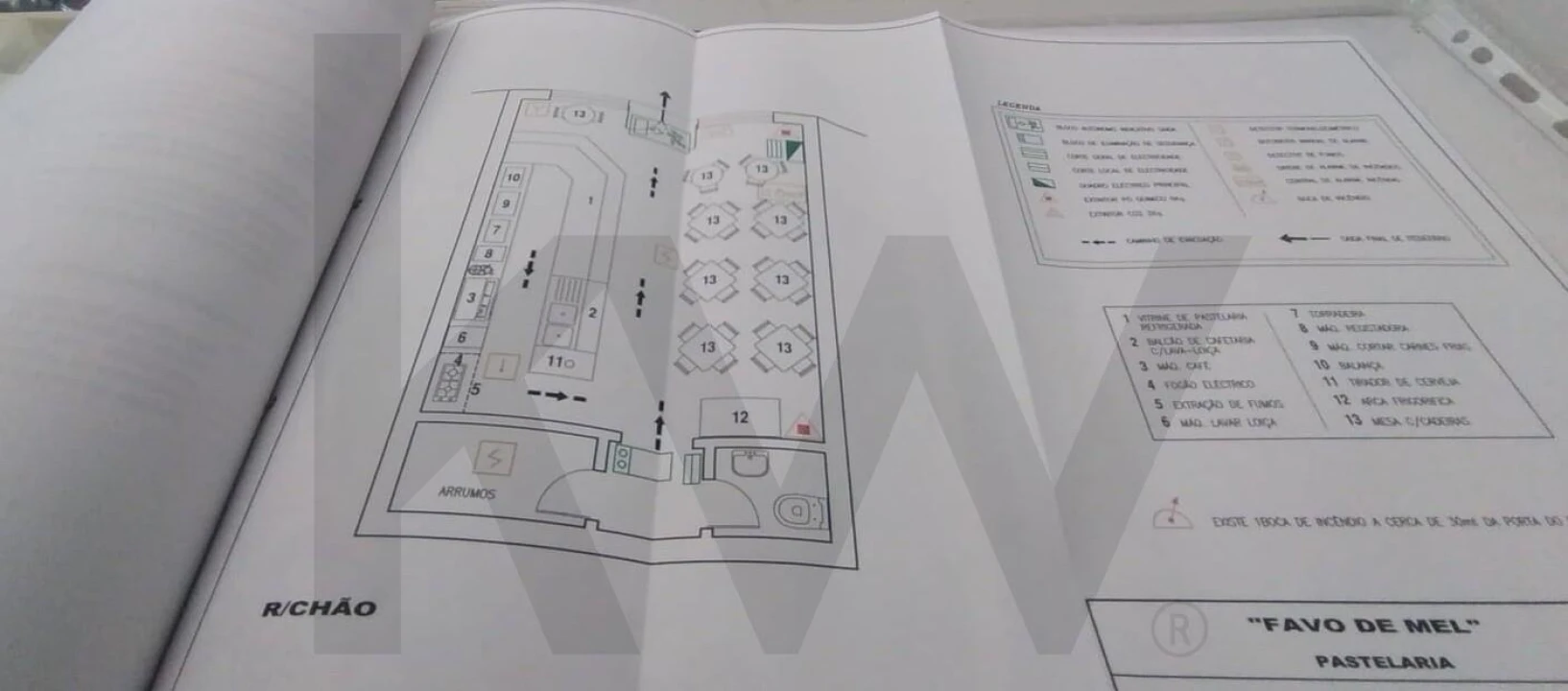 Loja para Trespasse em Amora Foto 17