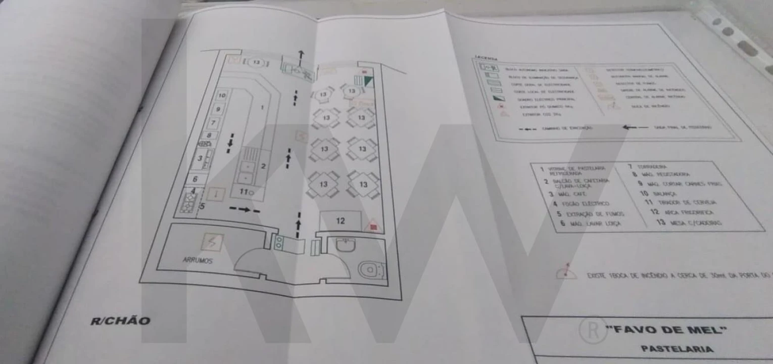 Loja para Trespasse em Amora Foto 20