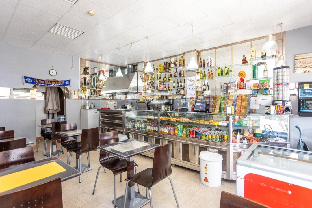 Loja para Trespasse em Amora Foto 6