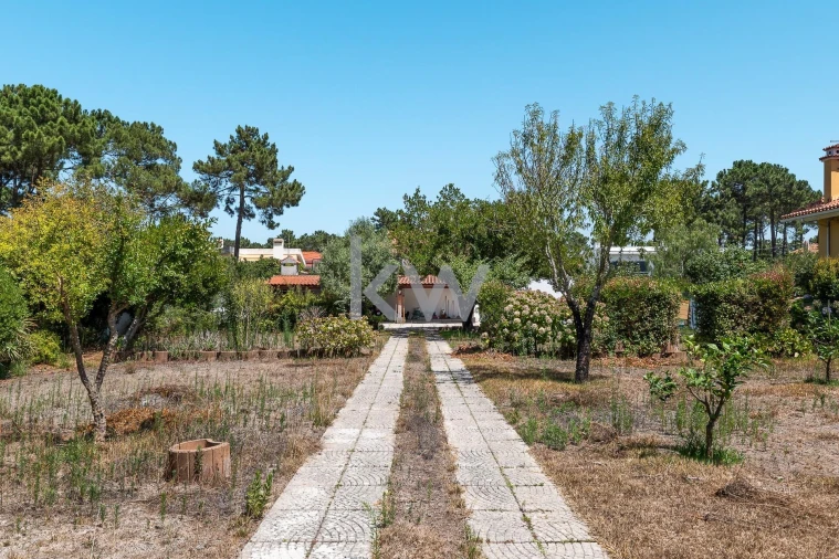 Terreno para Venda em Corroios Foto 3