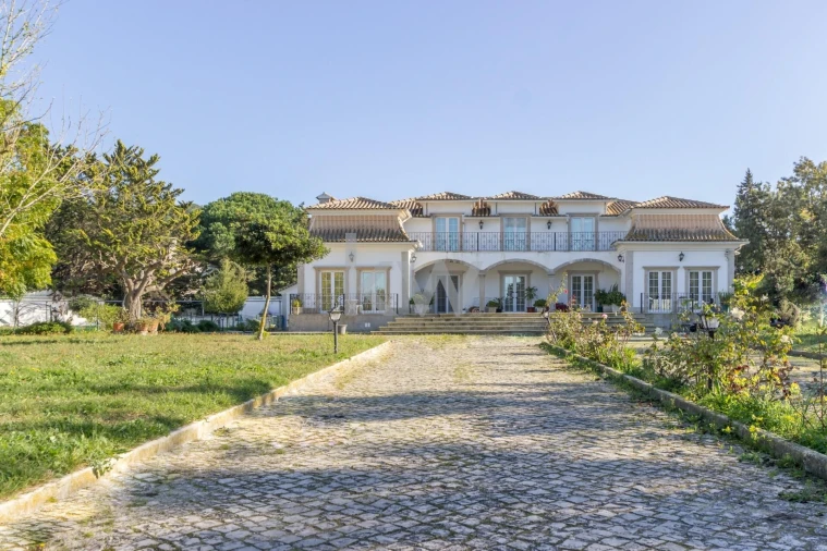 Quinta T4 para Venda em Azeitão (São Lourenço e São Simão) Foto 2
