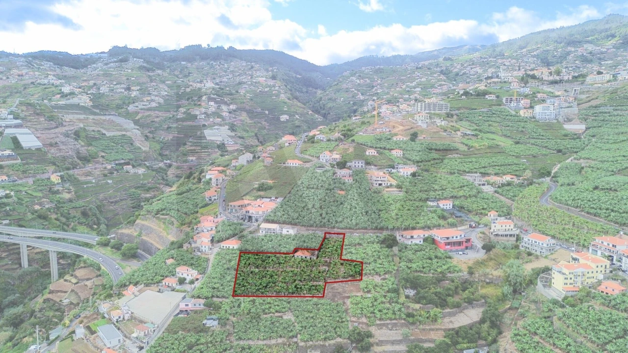 Terreno para Venda em Camara de Lobos Foto 26