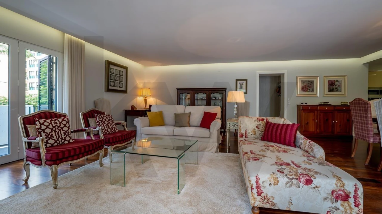 Apartamento T3 para Venda em São Martinho Foto 5