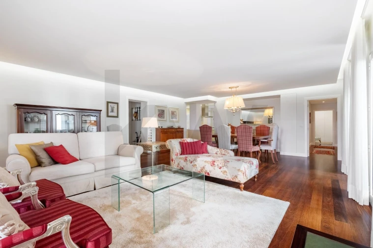 Apartamento T3 para Venda em São Martinho Foto 7