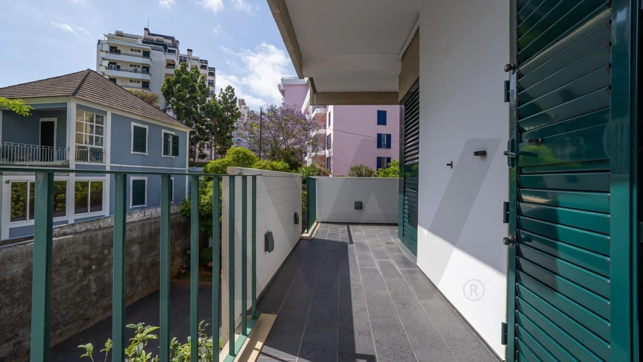 Apartamento T3 para Venda em São Martinho Foto 13