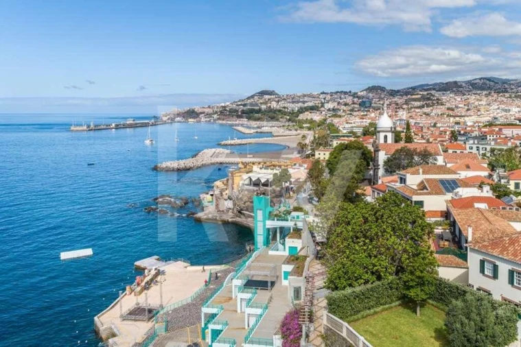 Prédio para Venda em Funchal (Santa Maria Maior) Foto 7