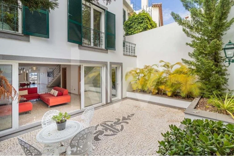 Prédio para Venda em Funchal (Santa Maria Maior) Foto 2