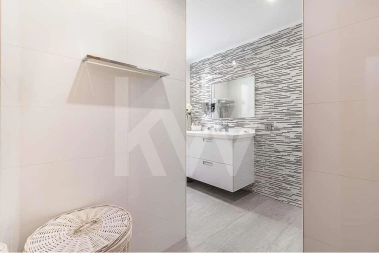 Prédio para Venda em Funchal (Santa Maria Maior) Foto 18