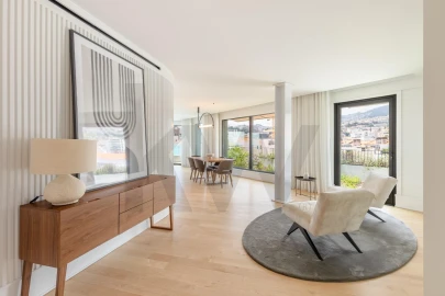 Apartamento T2 para Venda em Funchal (Se)