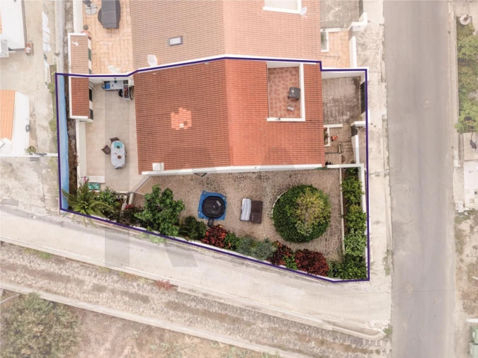 Moradia T2 para Venda em Porto Santo Foto 4