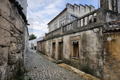 Moradia T4 para Venda em Mêda, Outeiro de Gatos e Fonte Longa