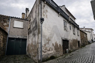 Moradia T4 para Venda em Mêda, Outeiro de Gatos e Fonte Longa