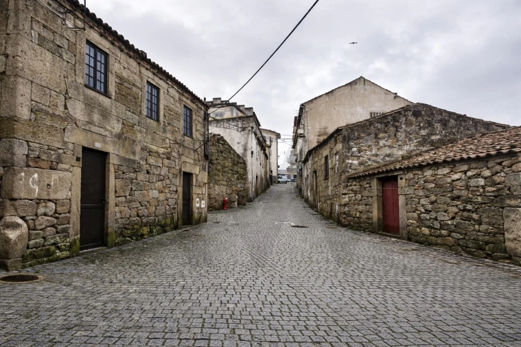 Moradia T4 para Venda em Mêda, Outeiro de Gatos e Fonte Longa Foto 3