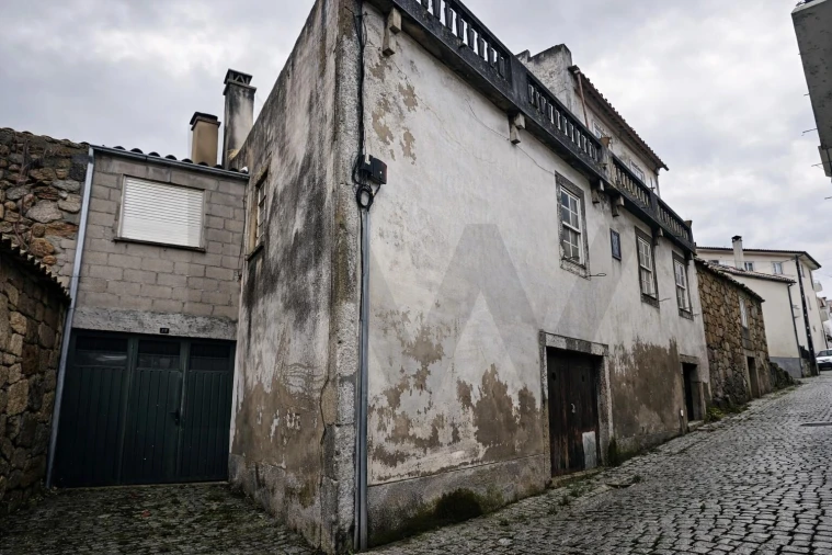 Moradia T4 para Venda em Mêda, Outeiro de Gatos e Fonte Longa Foto 4