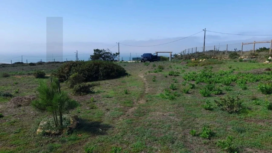 Terreno para Venda em Carvoeira Foto 9