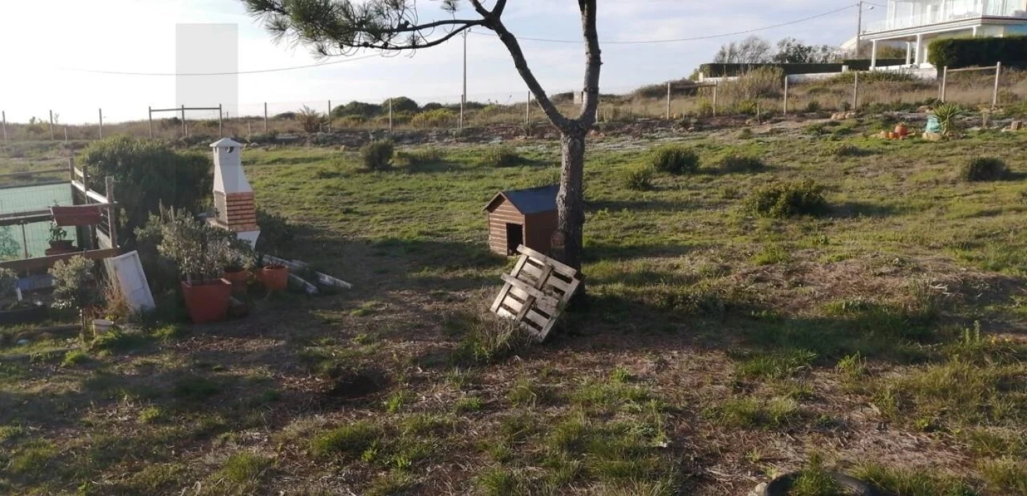 Terreno para Venda em Carvoeira Foto 6