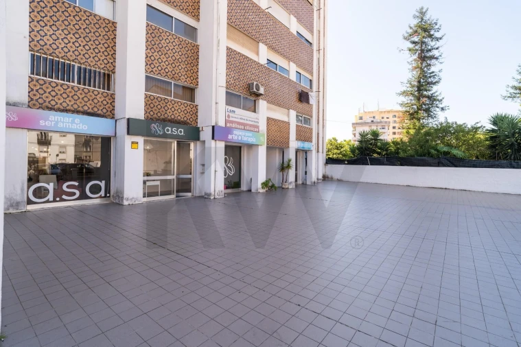 Loja para Arrendamento em São Martinho do Bispo e Ribeira de Frades Foto 18