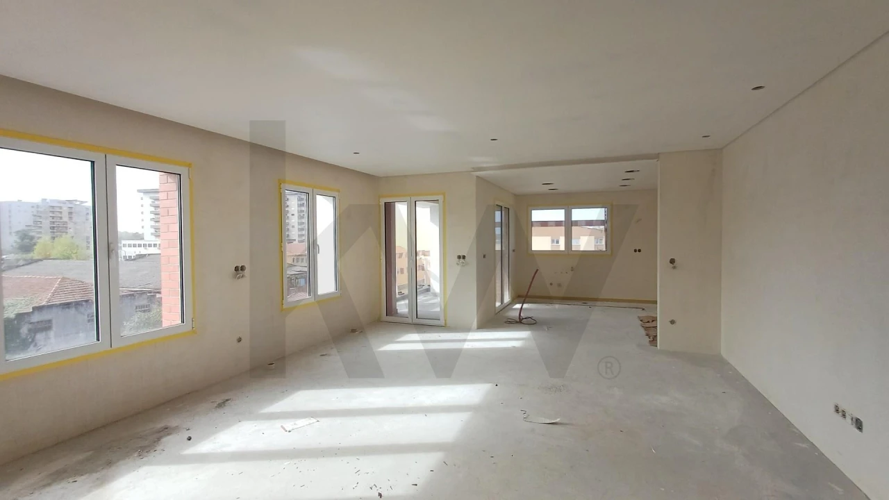 Apartamento T3 para Venda em Marinha Grande Foto 5