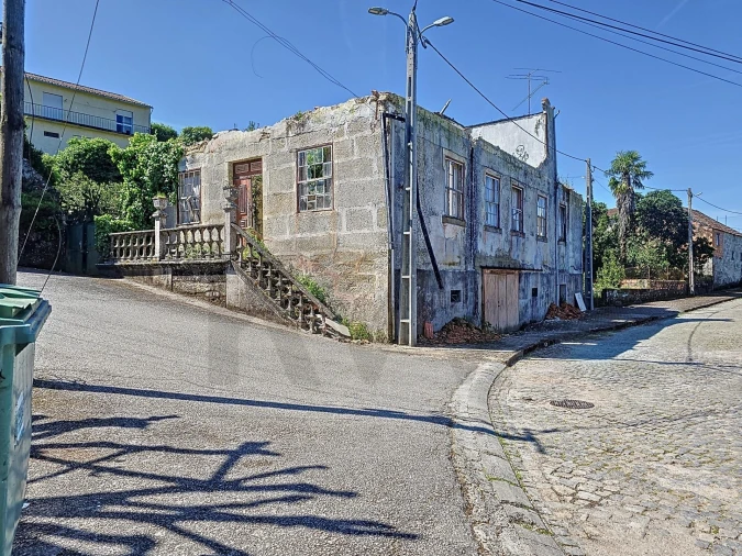 Moradia T5 para Venda em Vilar Seco Foto 4