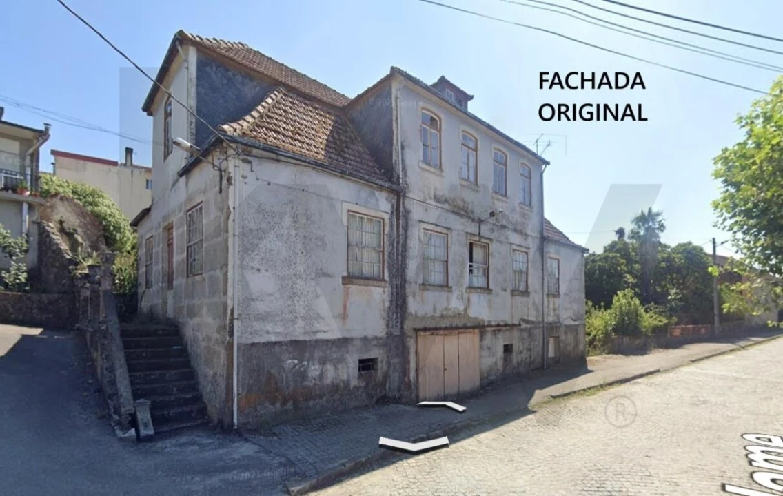 Moradia T5 para Venda em Vilar Seco Foto 1