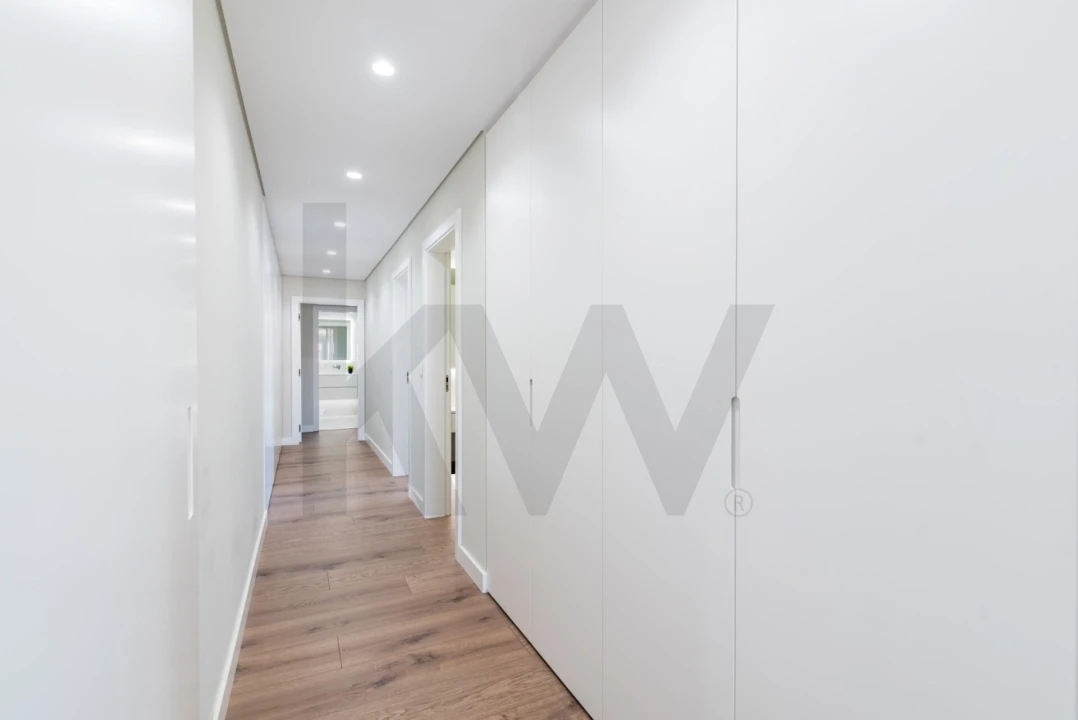 Apartamento T4 para Venda em Odivelas Foto 25