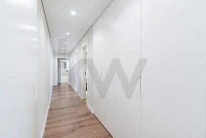 Apartamento T4 para Venda em Odivelas