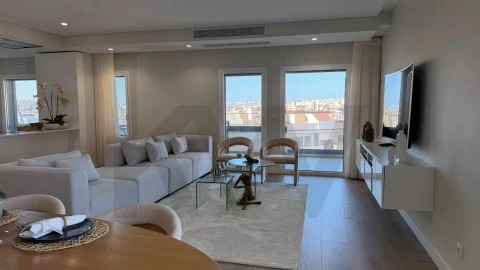 Apartamento T4 para Venda em Odivelas