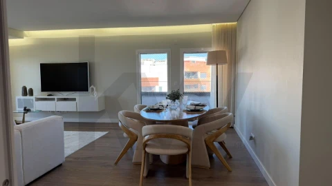 Apartamento T4 para Venda em Odivelas