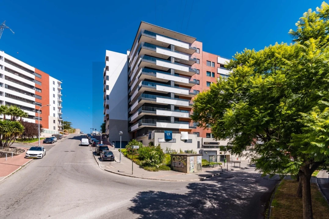 Apartamento T4 para Venda em Odivelas Foto 40
