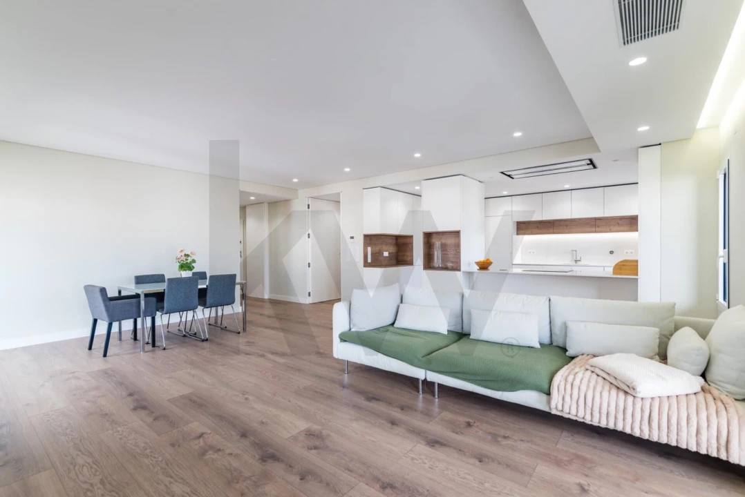 Apartamento T4 para Venda em Odivelas Foto 4