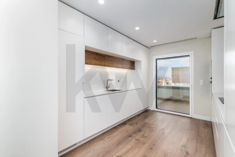 Apartamento T4 para Venda em Odivelas Foto 9