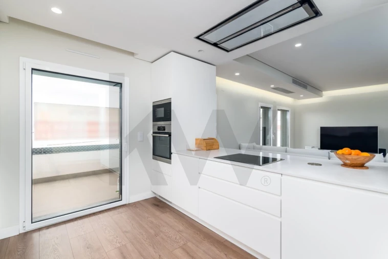 Apartamento T4 para Venda em Odivelas Foto 10