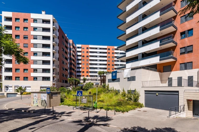 Apartamento T4 para Venda em Odivelas Foto 41