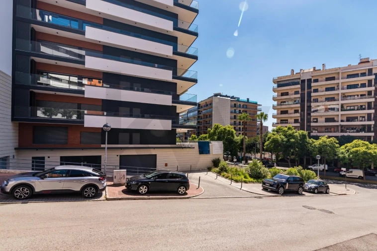 Apartamento T4 para Venda em Odivelas Foto 42