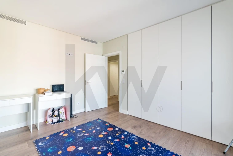 Apartamento T4 para Venda em Odivelas Foto 15