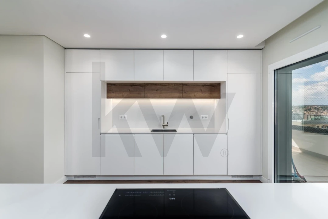 Apartamento T4 para Venda em Odivelas Foto 8