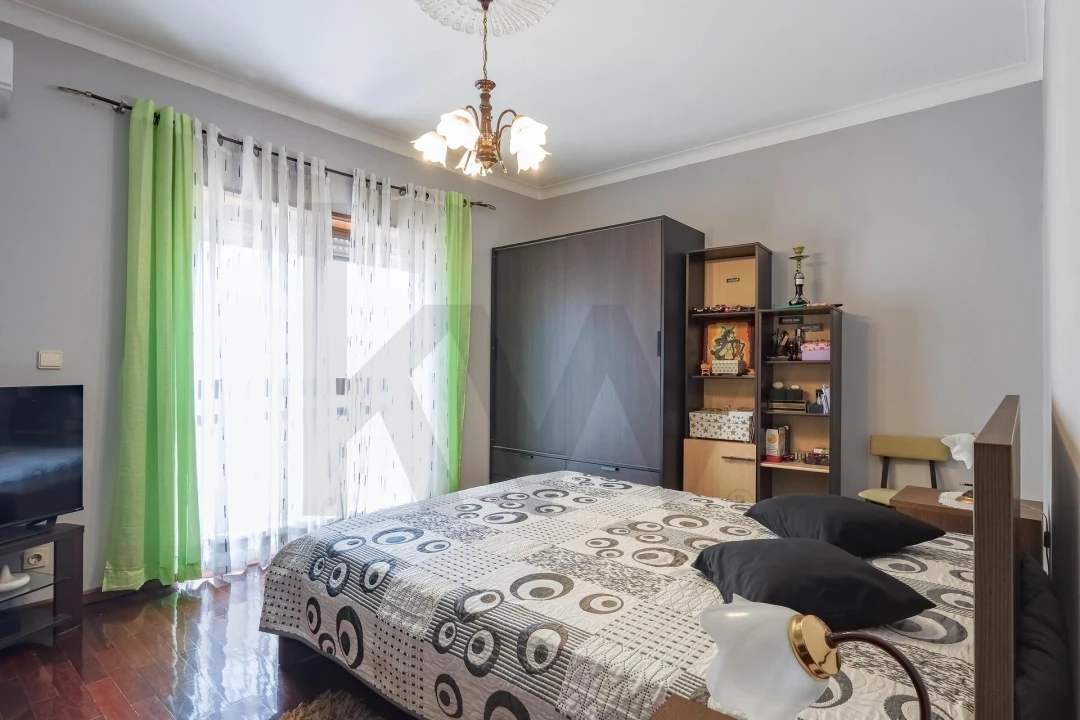 Moradia T4 para Venda em Foz do Sousa e Covelo Foto 17