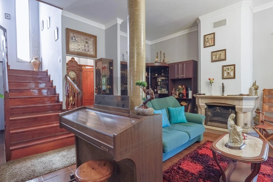 Moradia T4 para Venda em Foz do Sousa e Covelo Foto 5