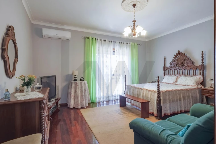 Moradia T4 para Venda em Foz do Sousa e Covelo Foto 18