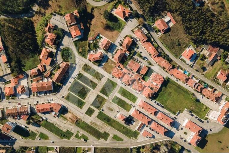 Terreno para Venda em Travassô e Óis da Ribeira