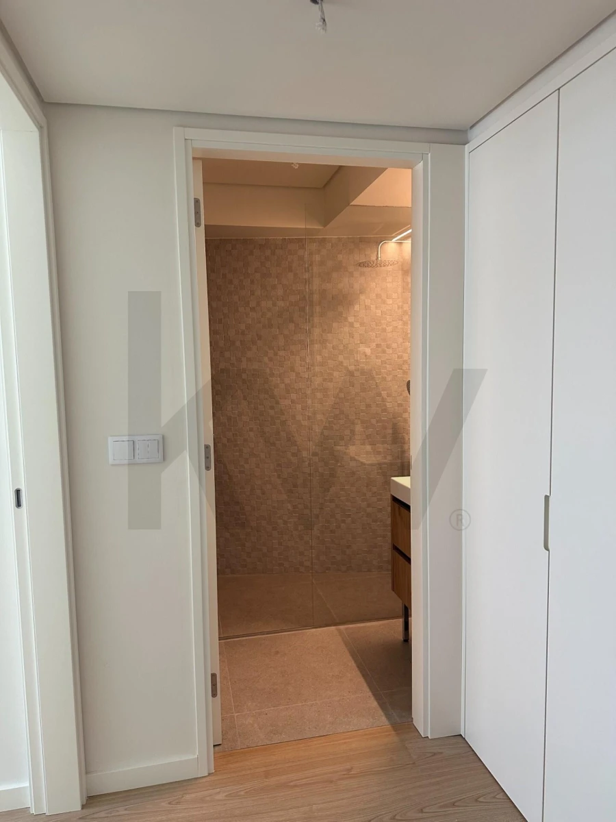 Apartamento T1 para Venda em Cedofeita, Santo Ildefonso, Sé, Miragaia, São Nicolau e Vitória Foto 8