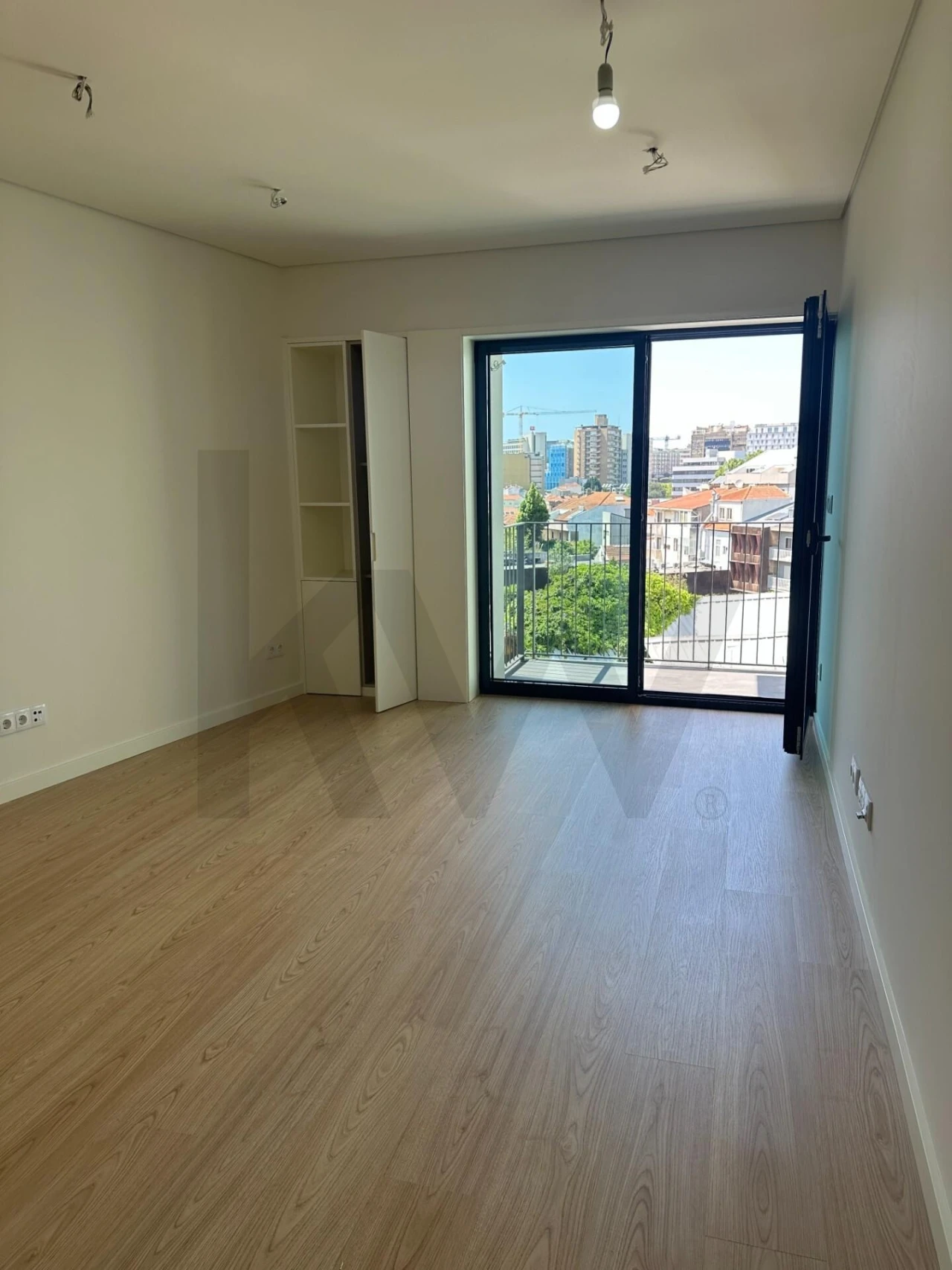 Apartamento T1 para Venda em Cedofeita, Santo Ildefonso, Sé, Miragaia, São Nicolau e Vitória Foto 3