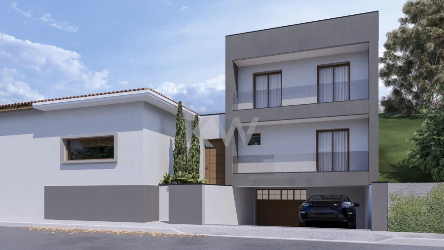 Moradia T3 para Venda em Sé Nova, Santa Cruz, Almedina e São Bartolomeu Foto 1