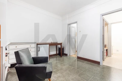 Loja para Arrendamento em Avenidas Novas